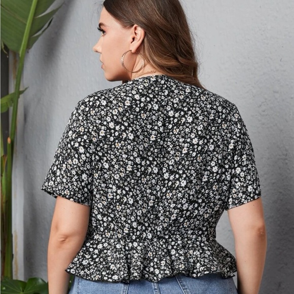 Black with White Ditsy Floral Print Tie-Front Cropped Blouse - Picture 2 of 14